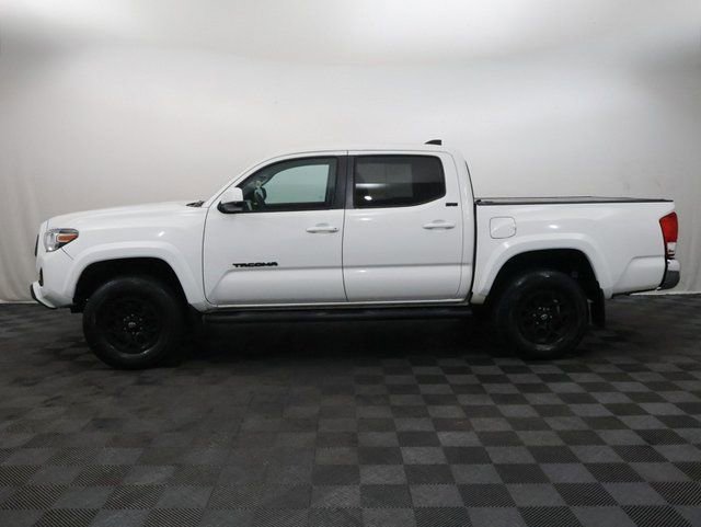 2022 Toyota Tacoma SR5 - Photo 10