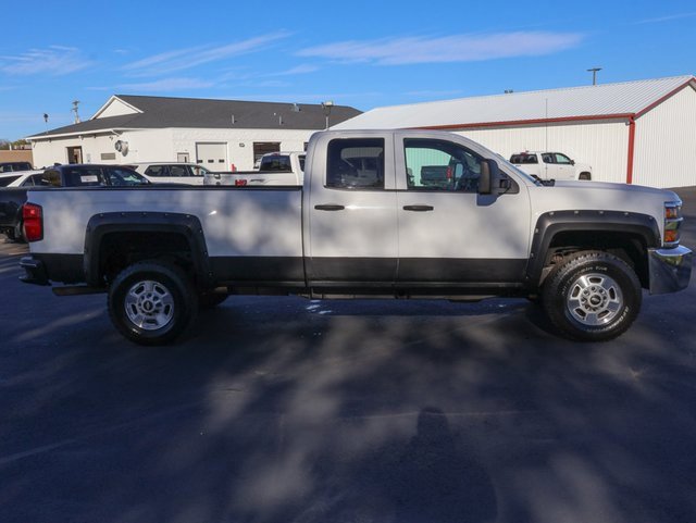2015 Chevrolet Silverado 2500HD LT photo 4
