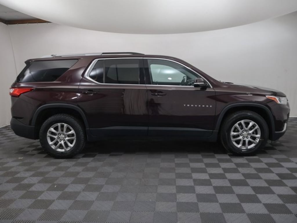 Used 2018 Chevrolet Traverse LT Cloth w/1LT SUV