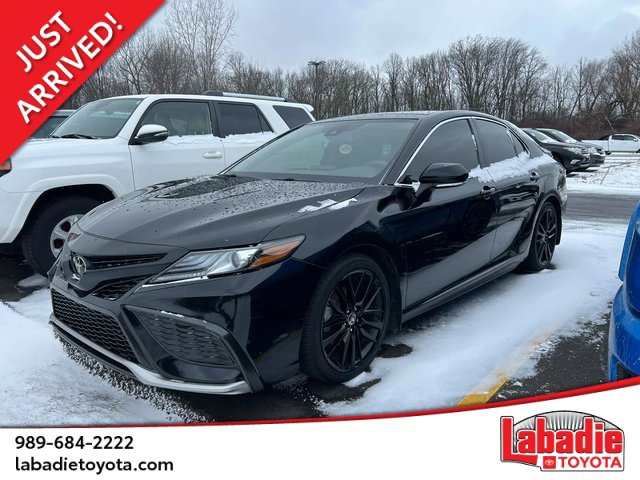 2022 Toyota Camry XSE's photo