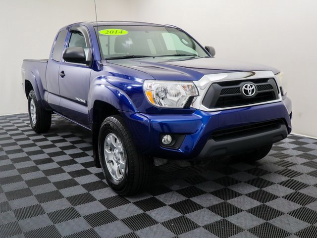 Used 2014 Toyota Tacoma Base with VIN 5TFUU4EN2EX085441 for sale in Bay City, MI