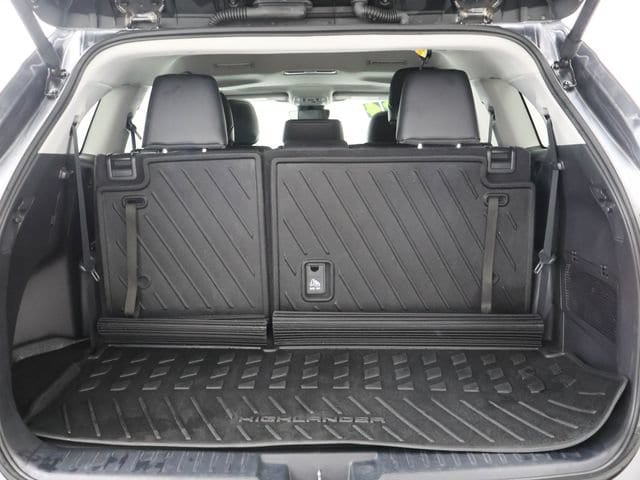 2024 Toyota Highlander XLE - Photo 10