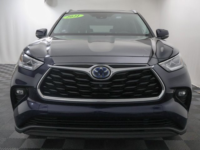 2021 Toyota RAV4 Hybrid Limited photo 3