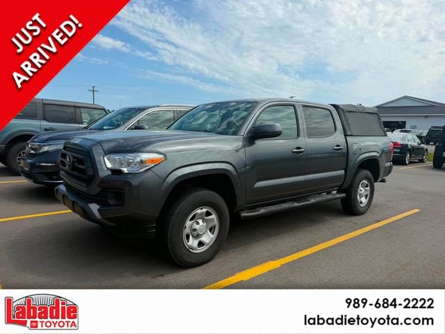 2023 Toyota Tacoma SR Double Cab 4WD V6 Auto Short Bed's photo