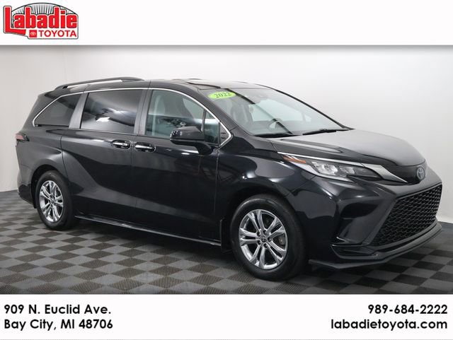 2022 Toyota Sienna Van Passenger Van 