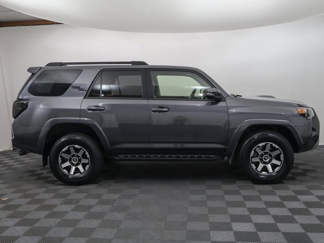 2022 Toyota 4Runner TRD Premium photo 4