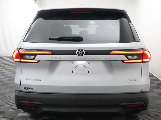 2024 Toyota Grand Highlander XLE - Photo 8