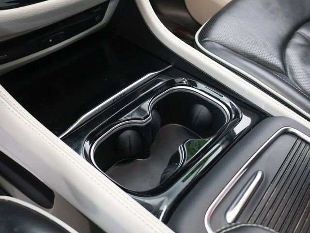 2021 Chrysler Pacifica Limited - Photo 26