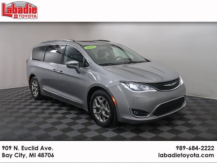 2018 Chrysler Pacifica Limited Van