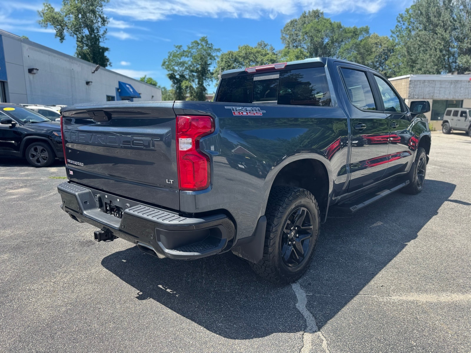 2020 Chevrolet Silverado 1500 LT Trail Boss photo 3