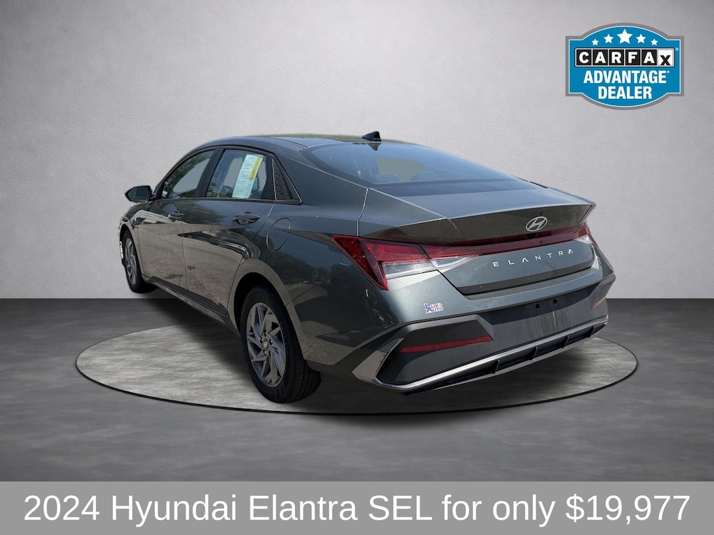 Used 2024 Hyundai Elantra SEL Sedan