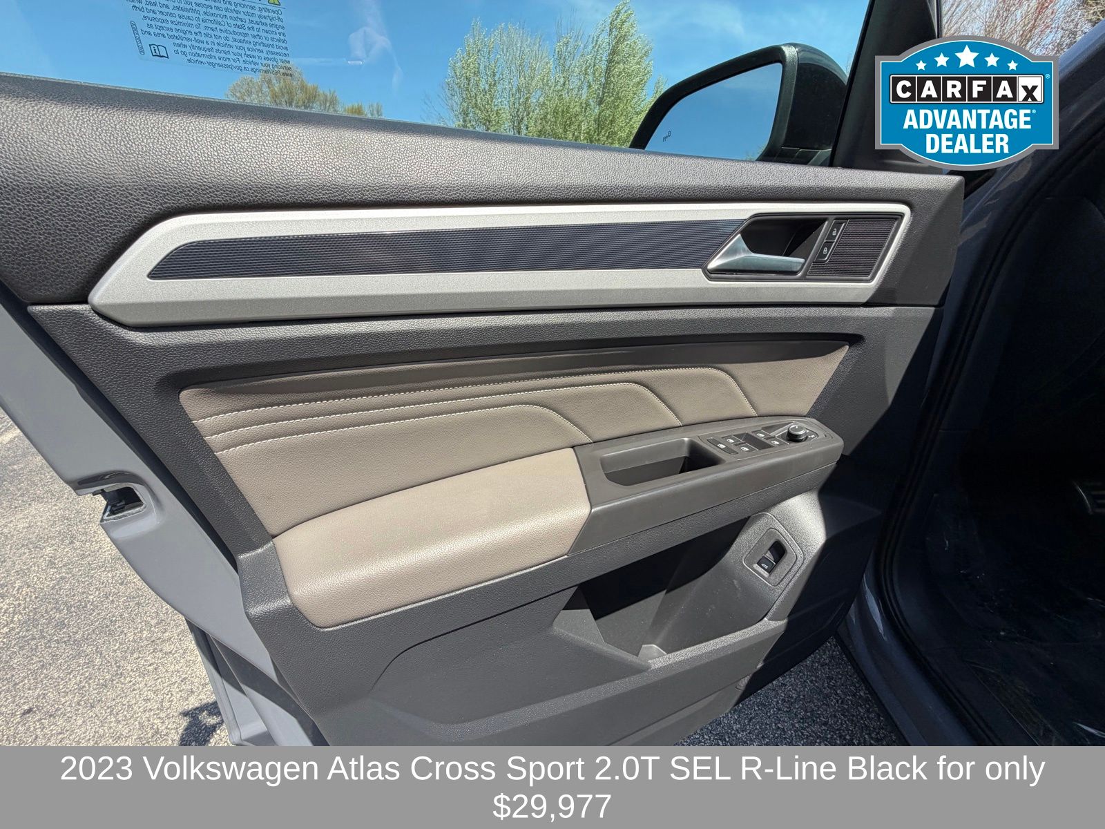 2023 Volkswagen Atlas Cross Sport SEL R-Line Black - Photo 10