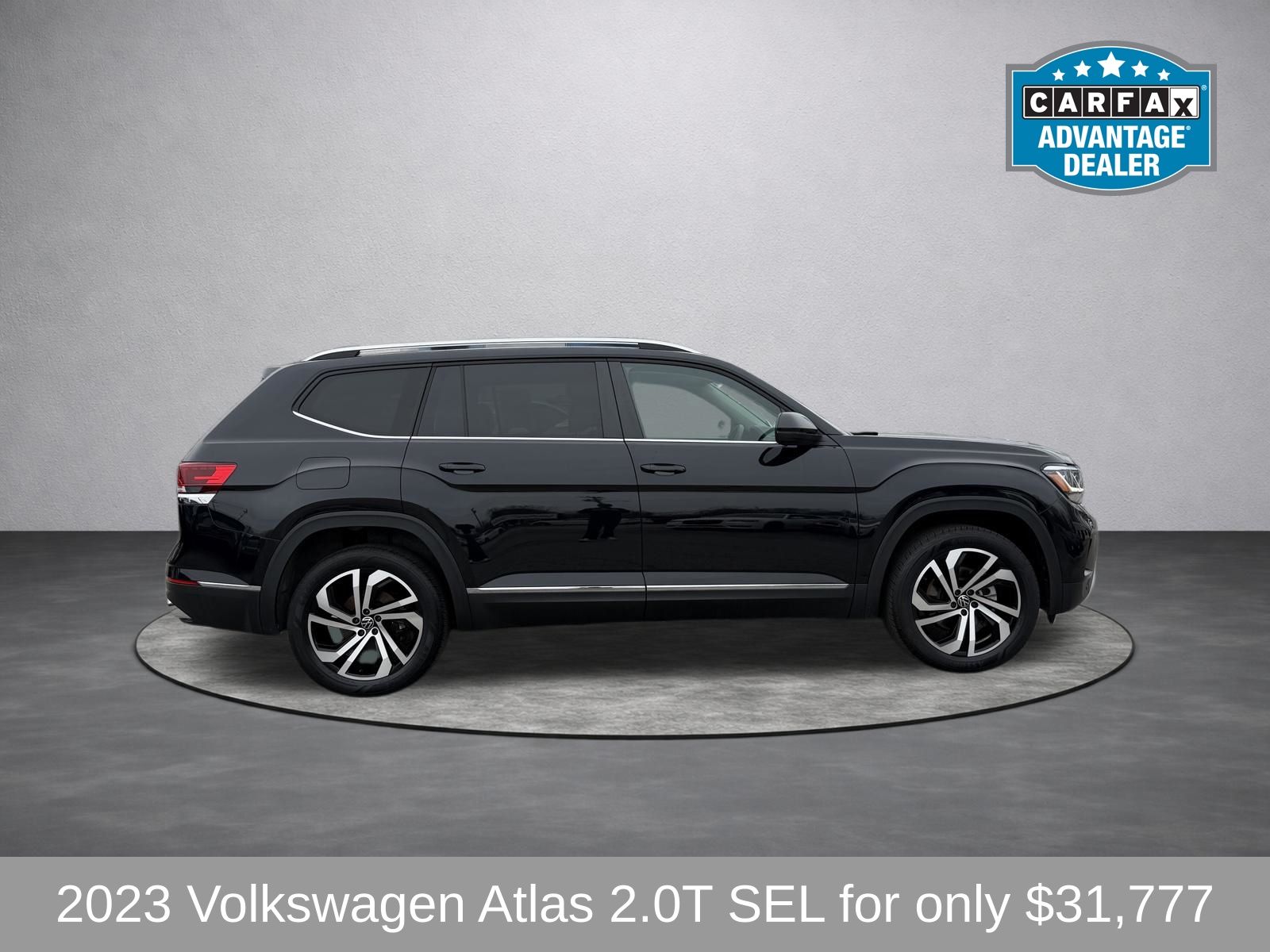 2023 Volkswagen Atlas SEL - Photo 2