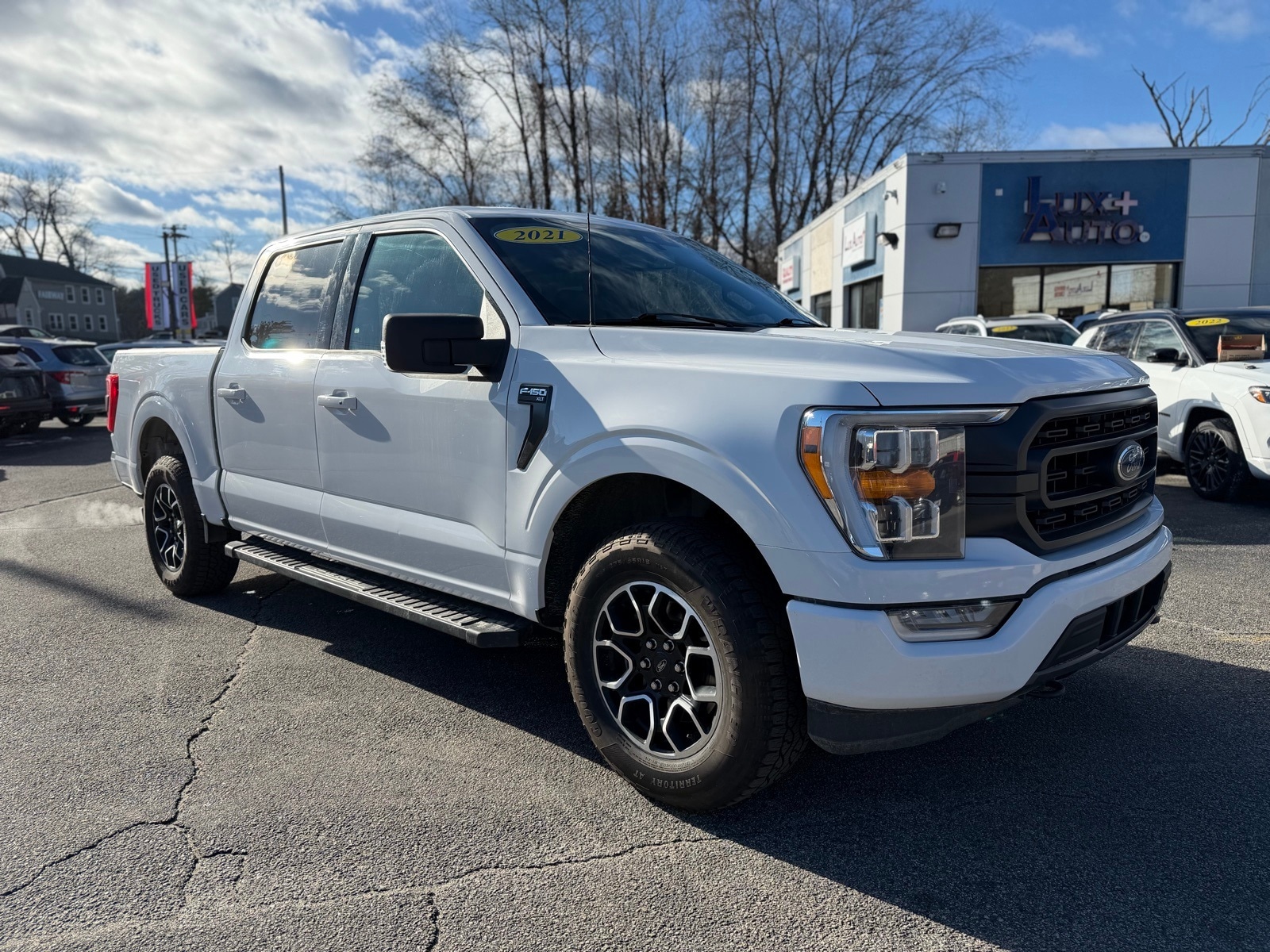 2021 Ford F-150 XLT's photo
