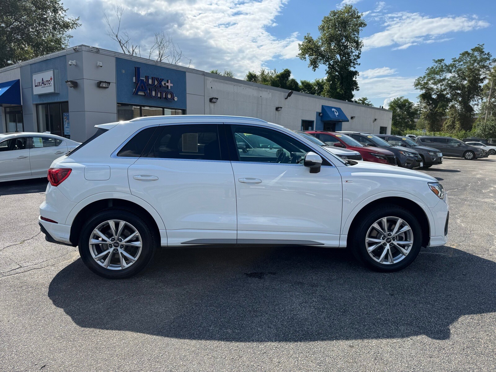 2023 Audi Q3 Premium S line photo 2