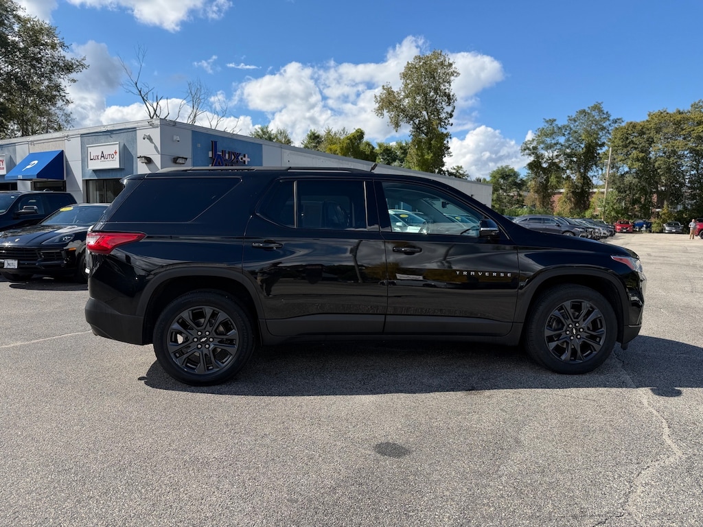 Used 2019 Chevrolet Traverse RS SUV