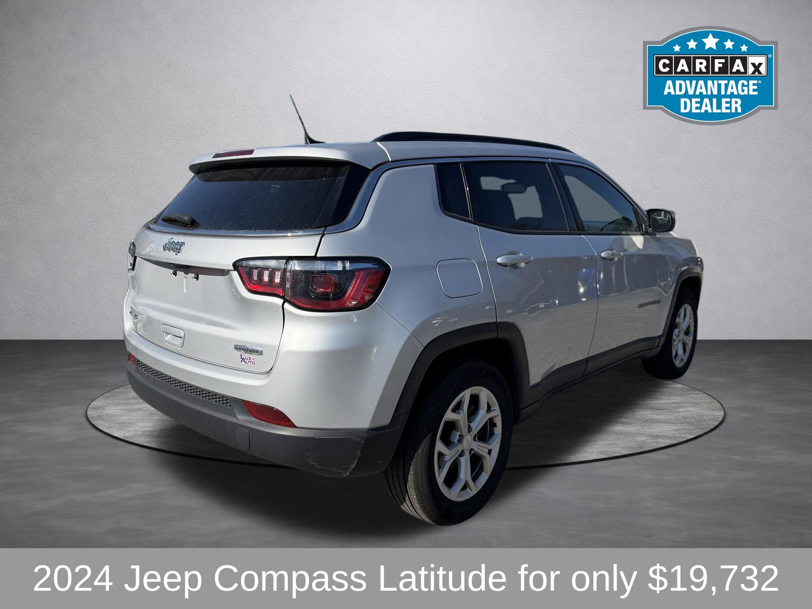 Used 2024 Jeep Compass Latitude SUV