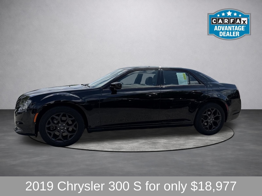 Used 2019 Chrysler 300 S Sedan