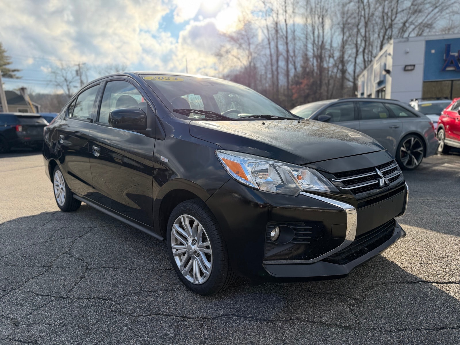 2024 Mitsubishi Mirage G4 LE