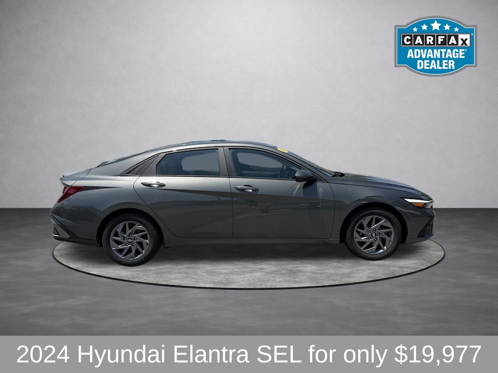 Used 2024 Hyundai Elantra SEL Sedan