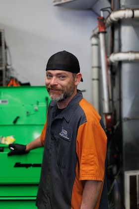 Staff member Billy Murphy from 5de3536c17bb