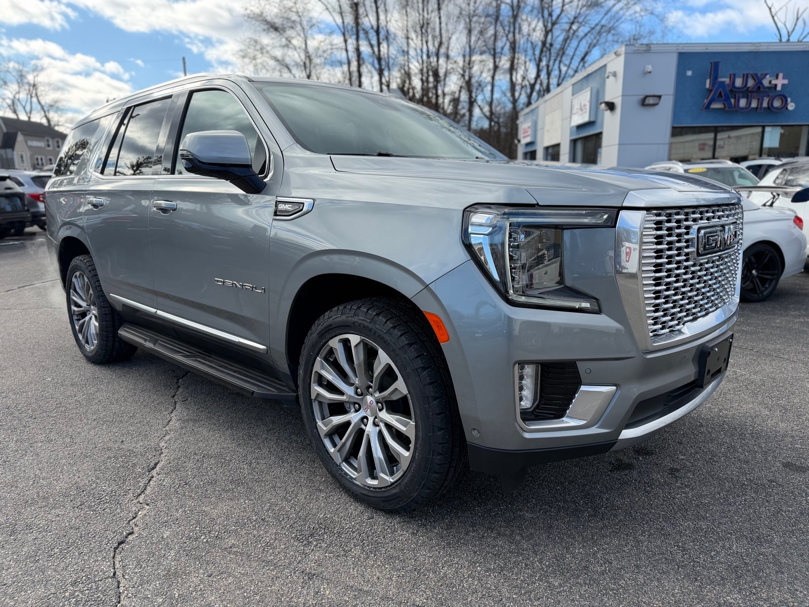 2024 GMC Yukon Denali's photo