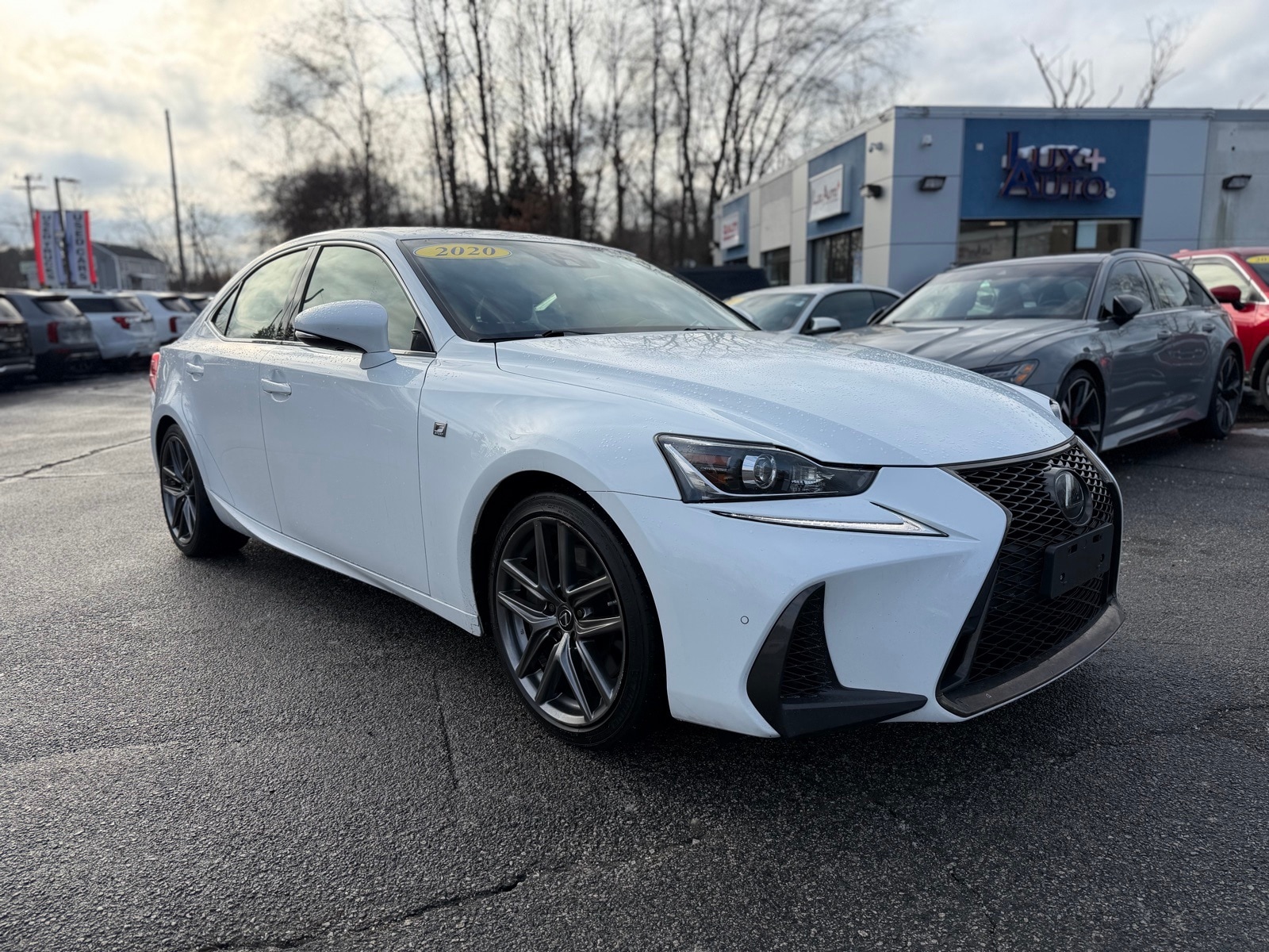 2020 Lexus IS Base's photo