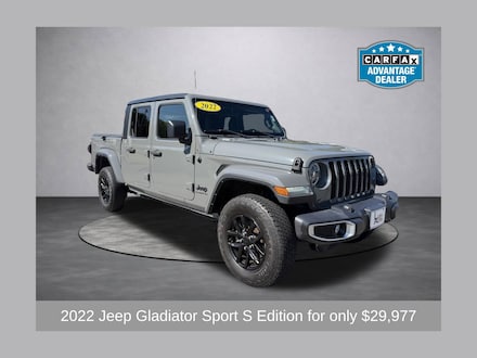 2022 Jeep Gladiator Sport Truck