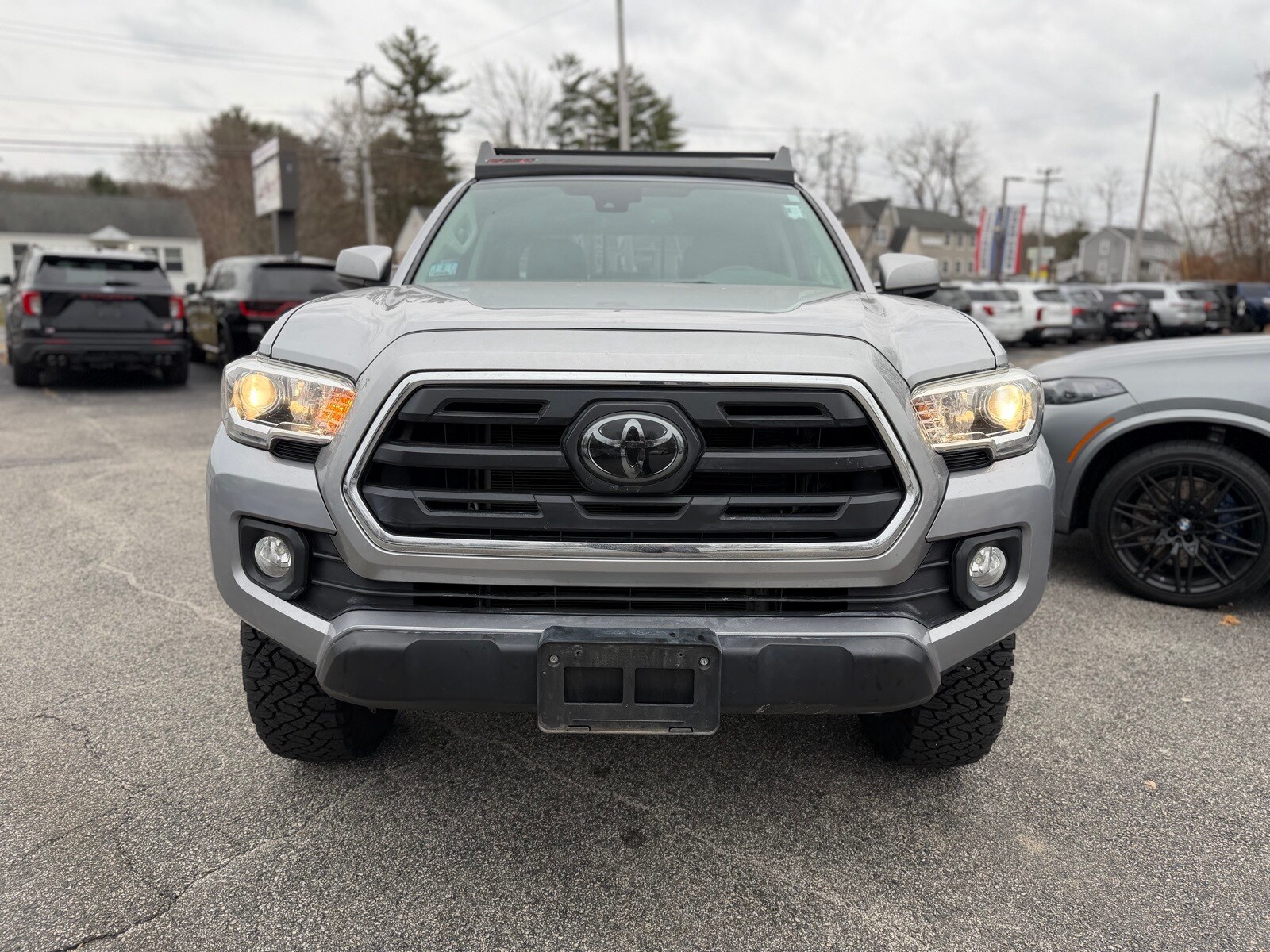 2018 Toyota Tacoma SR5 photo 4