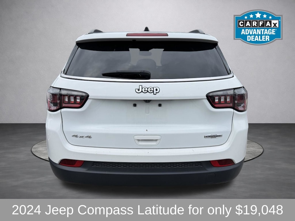 Used 2024 Jeep Compass Latitude SUV