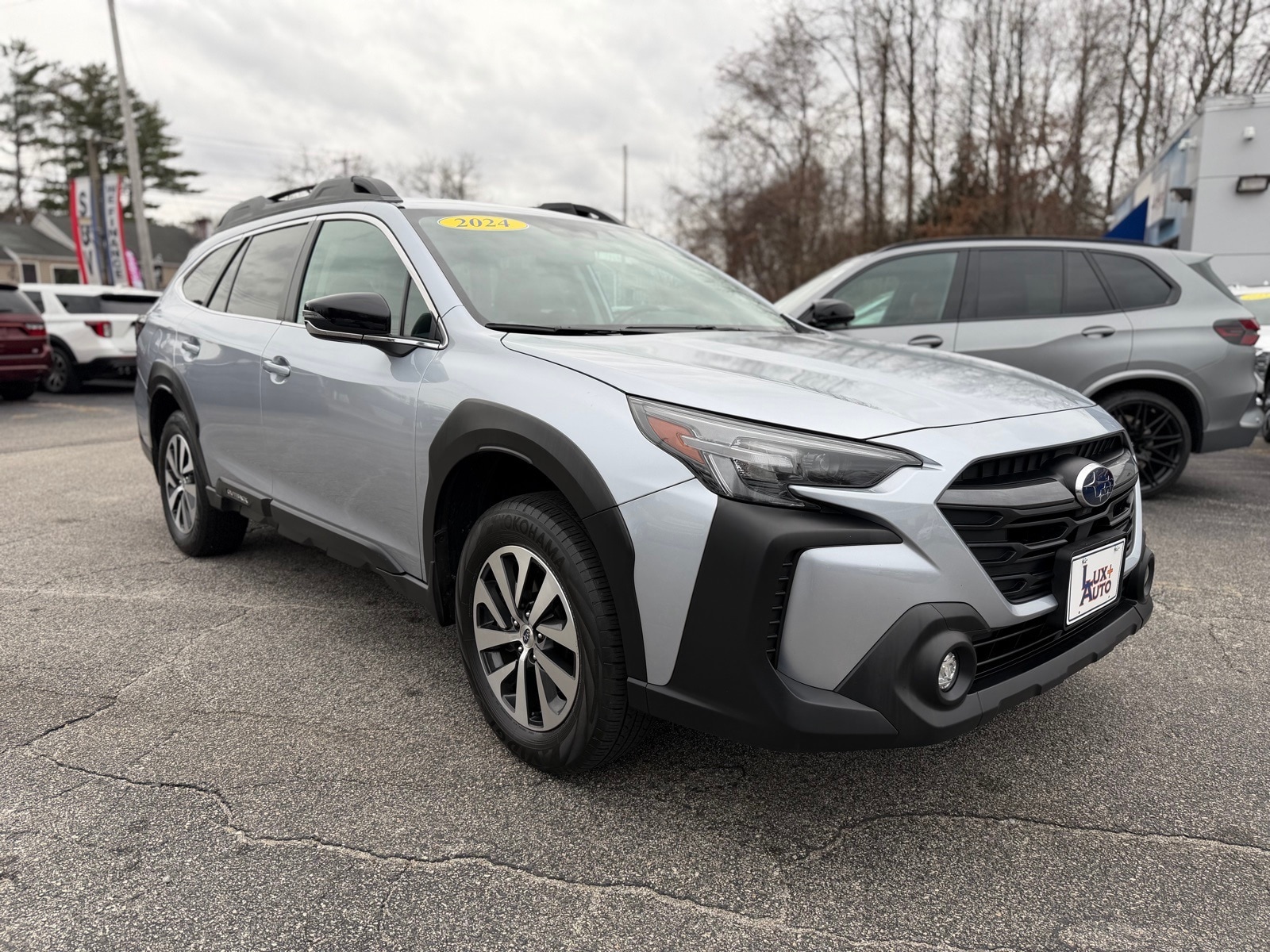 2024 Subaru Outback Premium's photo