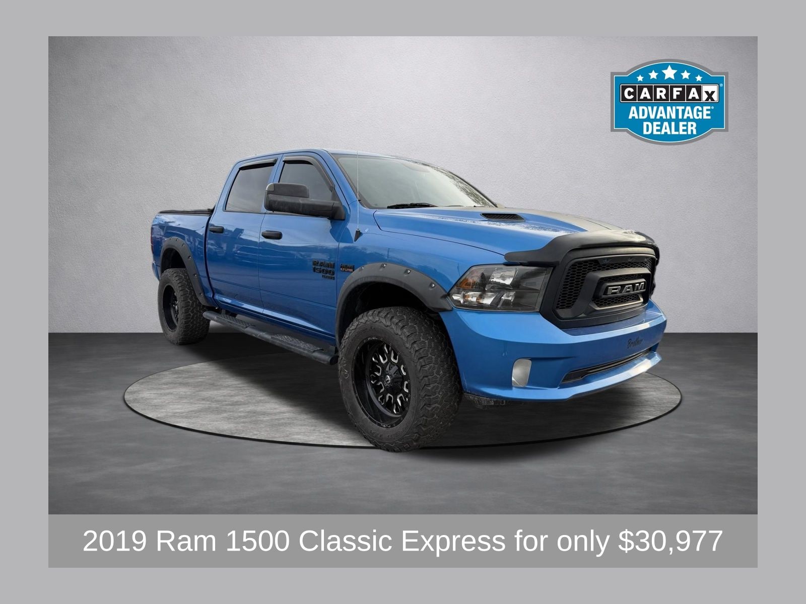 2019 RAM 1500 Classic Express Crew Cab 4x4 5'7's photo