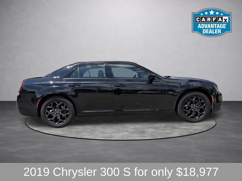 Used 2019 Chrysler 300 S Sedan