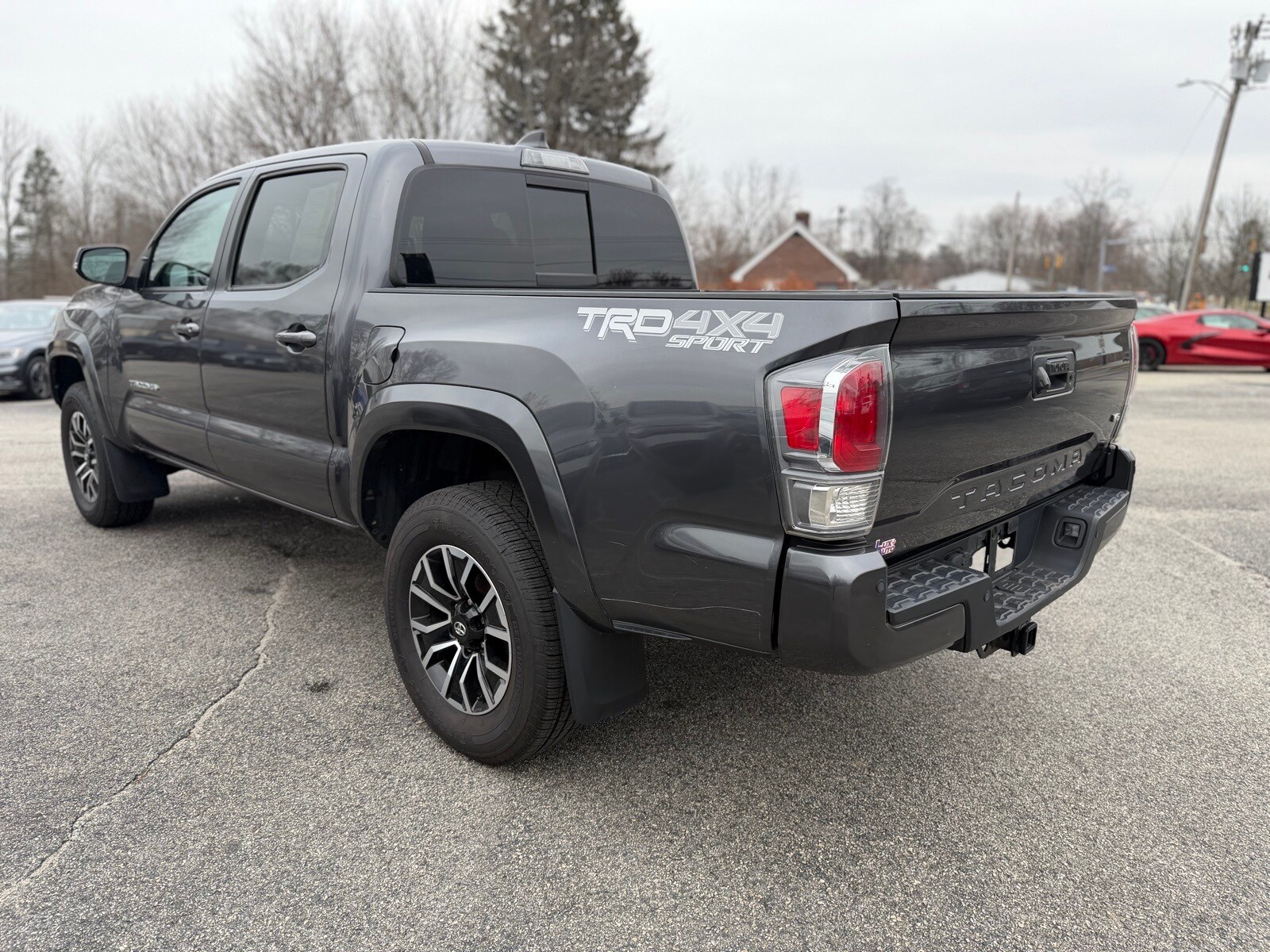 2021 Toyota Tacoma TRD Off-Road photo 4