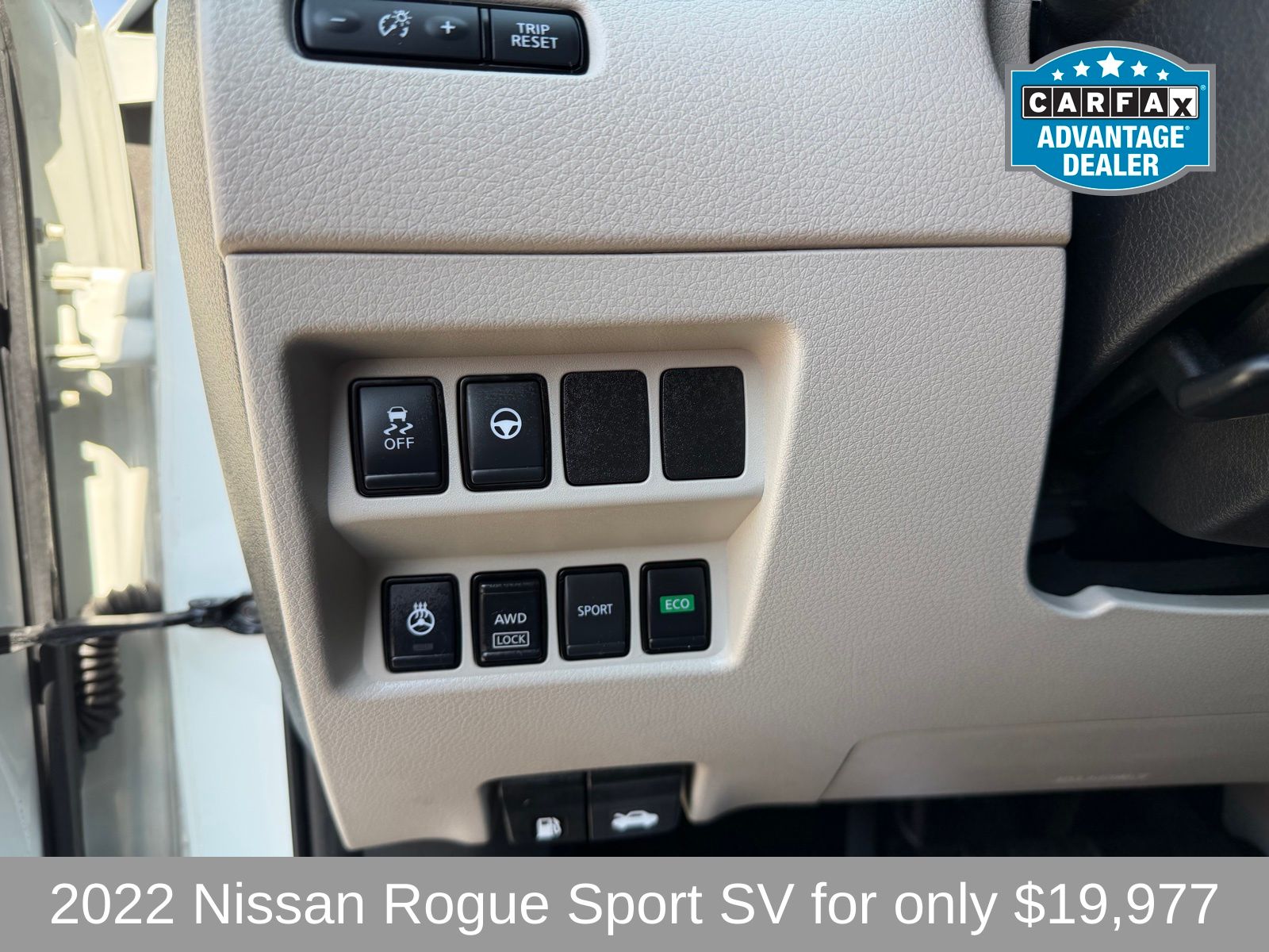2022 Nissan Rogue Sport SV - Photo 11