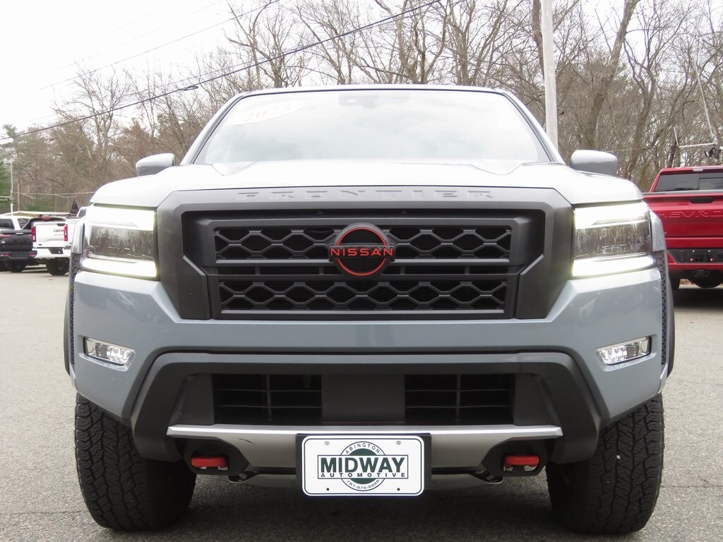 2023 Nissan Frontier PRO-4X photo 2