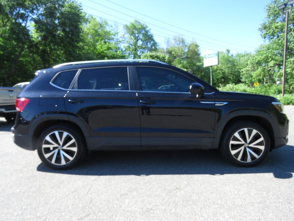 Used 2023 Volkswagen Taos 1.5T SE SUV