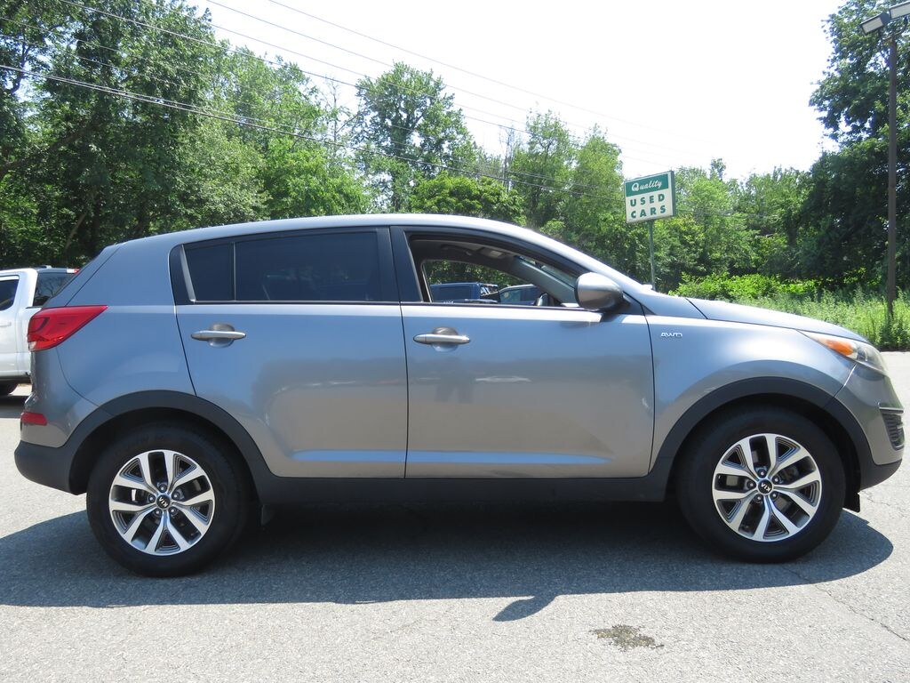 Used 2016 Kia Sportage LX AWD SUV