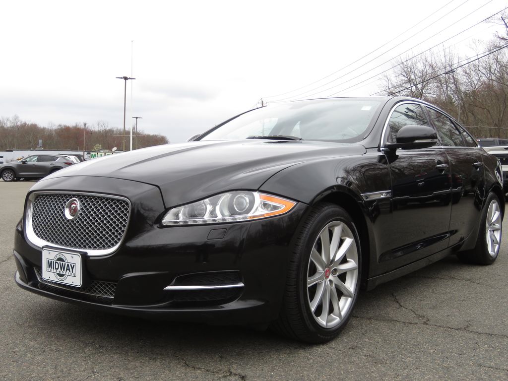 2015 Jaguar XJ XJ AWD's photo