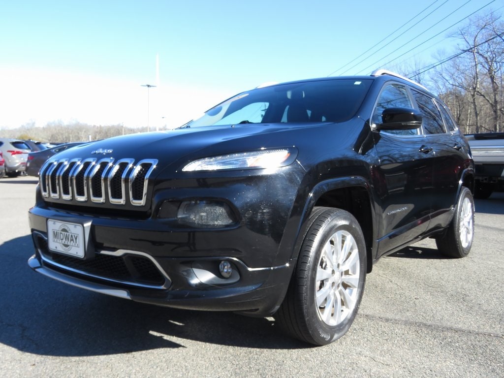 2018 Jeep Cherokee Overland's photo