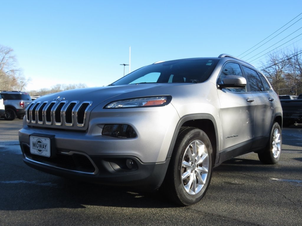 2017 Jeep Cherokee Limited's photo