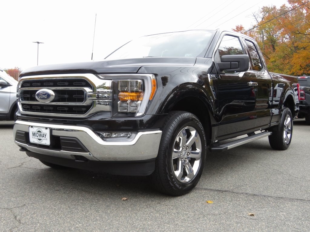 2023 Ford F-150 XLT's photo