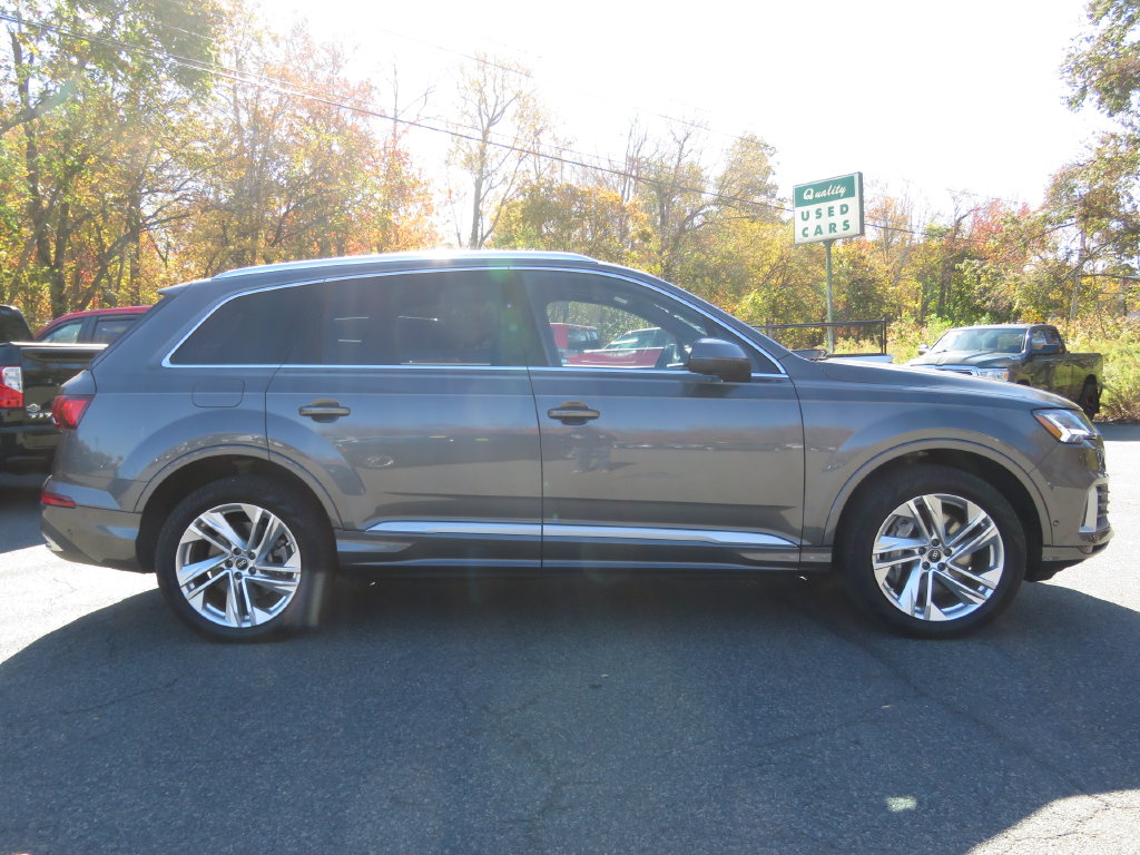 Used 2023 Audi Q7 55 Premium SUV