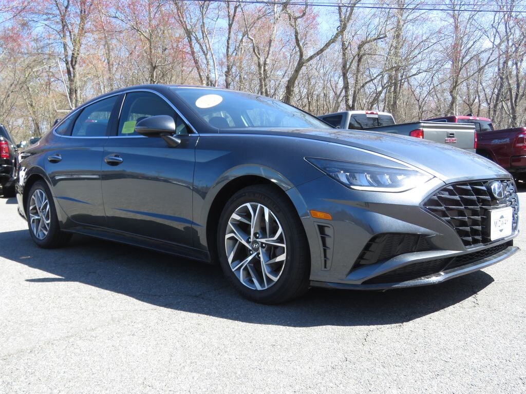 Used 2023 Hyundai Sonata SEL Sedan