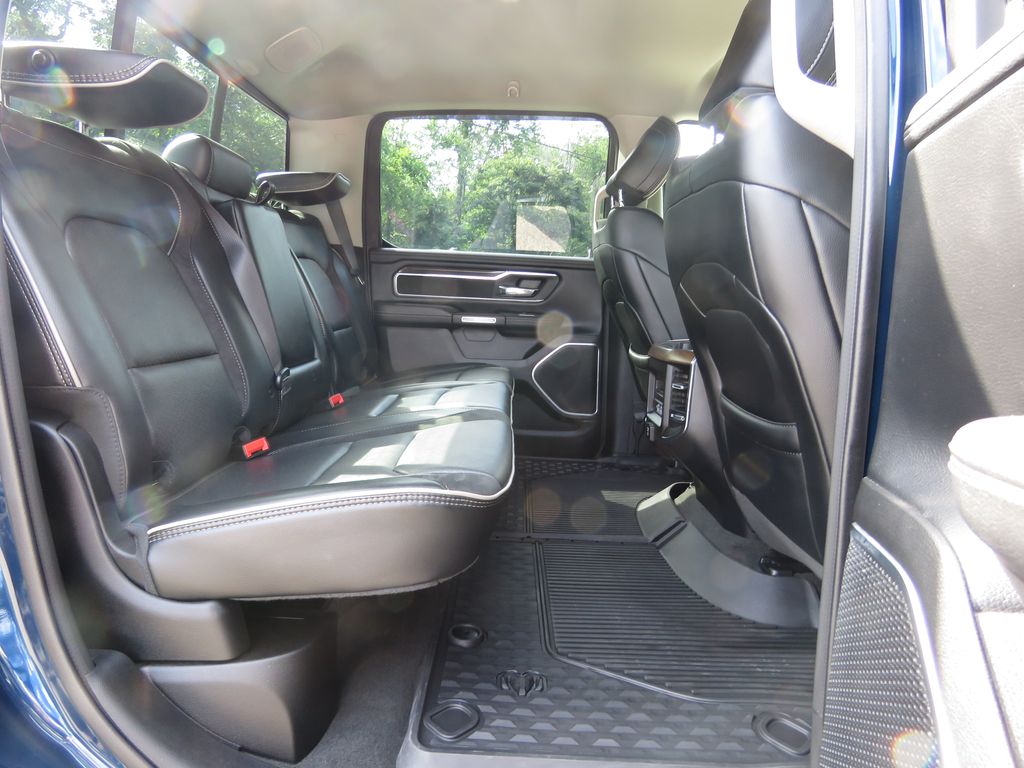 2022 RAM Ram 1500 Pickup Laramie - Photo 16