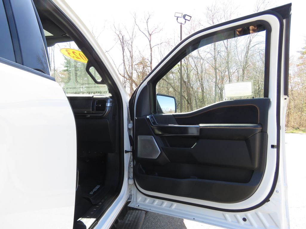 2023 Ford F-150 Platinum - Photo 12