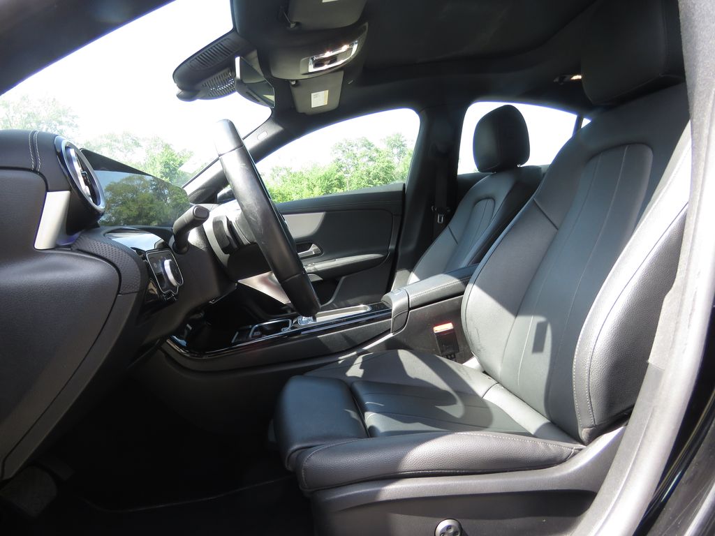 2025 Mercedes-Benz CLA CLA 250 - Photo 10