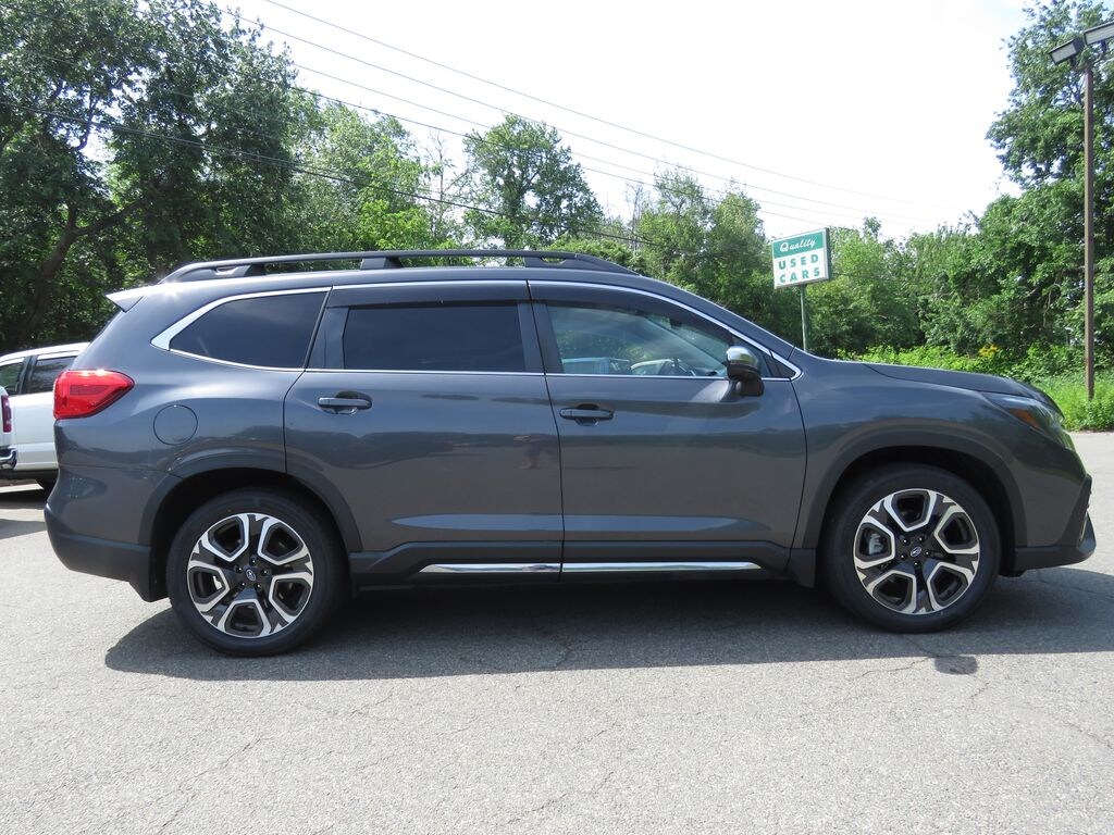 Used 2023 Subaru Ascent Limited 7-Passenger SUV