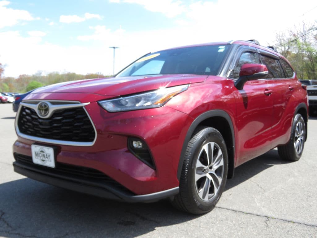Used 2020 Toyota Highlander XLE SUV