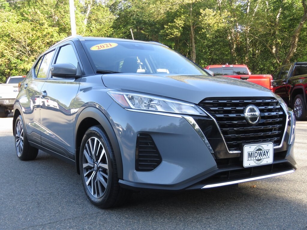 2021 Nissan Kicks SV photo 3